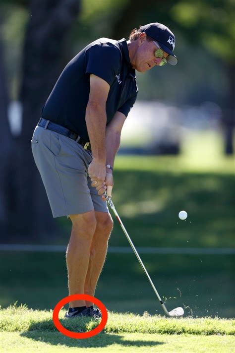 Do these 2 things to chip the ball like Phil Mickelson.